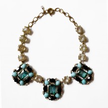 COLLAR PIEDRAS AZULES