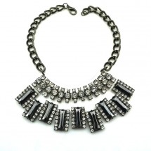 COLLAR METACRILATO CON APLICACION